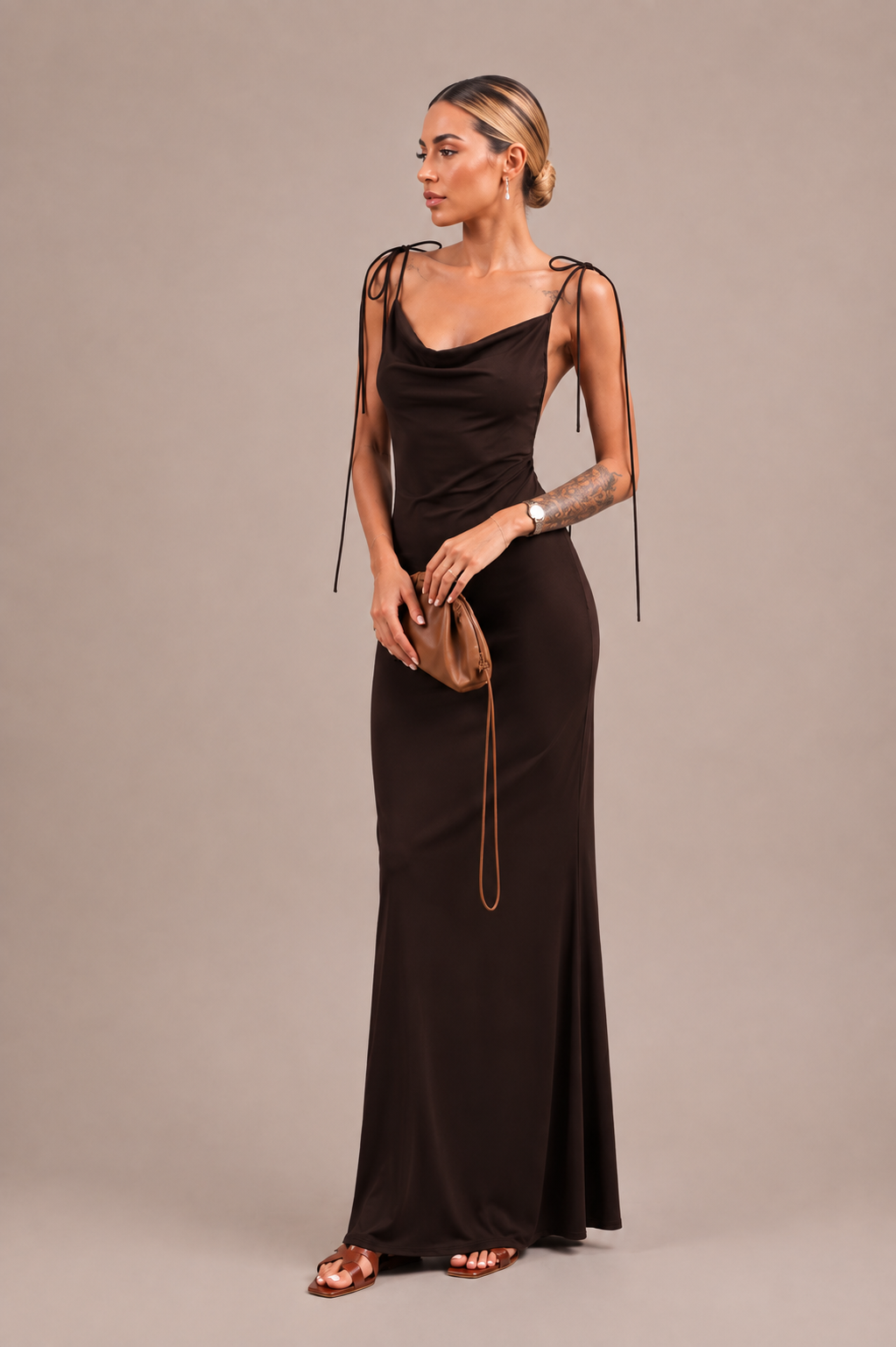 Iris — Robe longue dos nu à bretelles à nouer